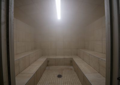 steam room